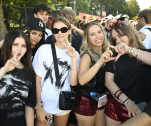 Fani w upale czekają na koncert The Weeknd. Tłumy w Warszawie