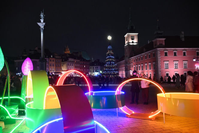 Świąteczna iluminacja 2025/2026 w Warszawie