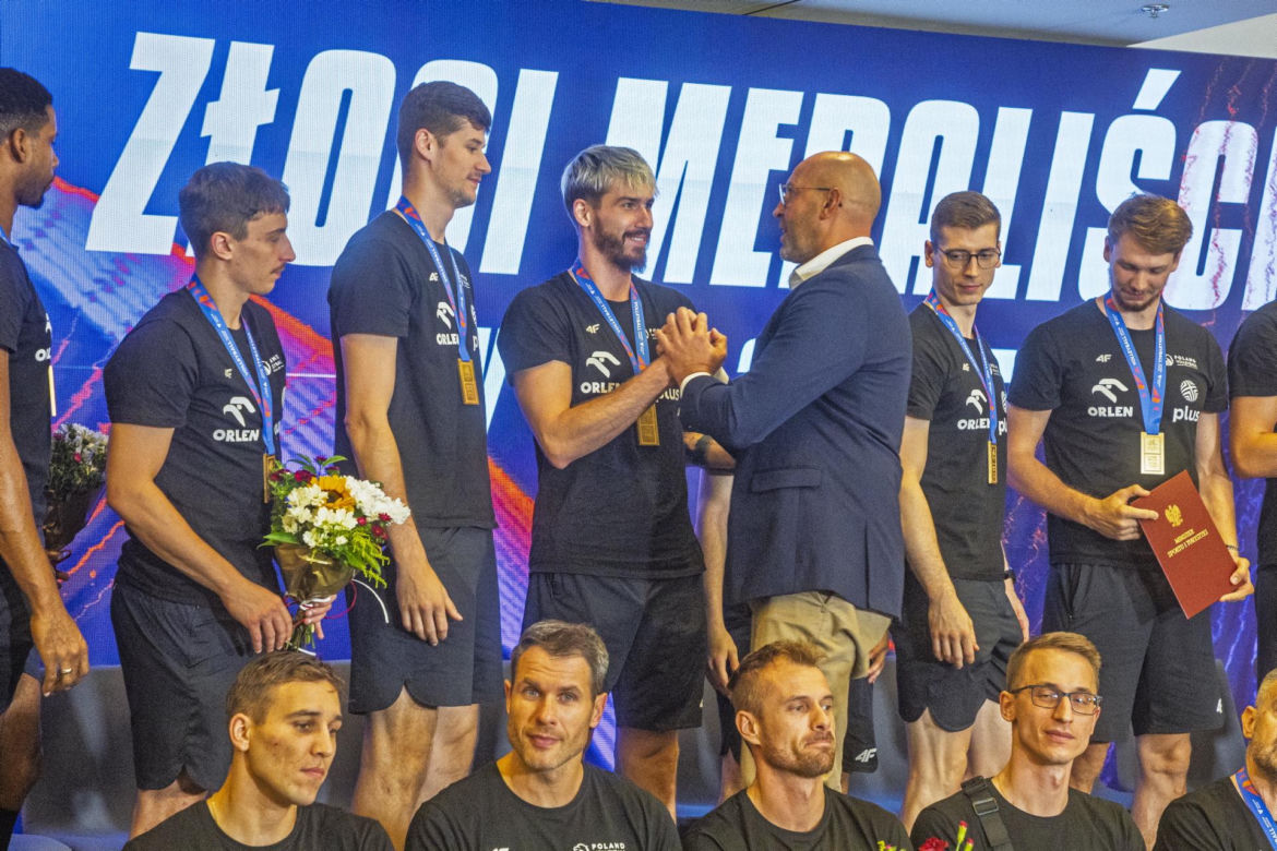 Powrót siatkarzy po zwycięstwie w Lidze Narodów
