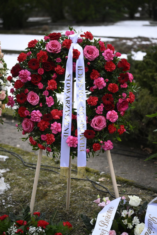 Bożena Dykiel spoczęła na Powązkach Wojskowych