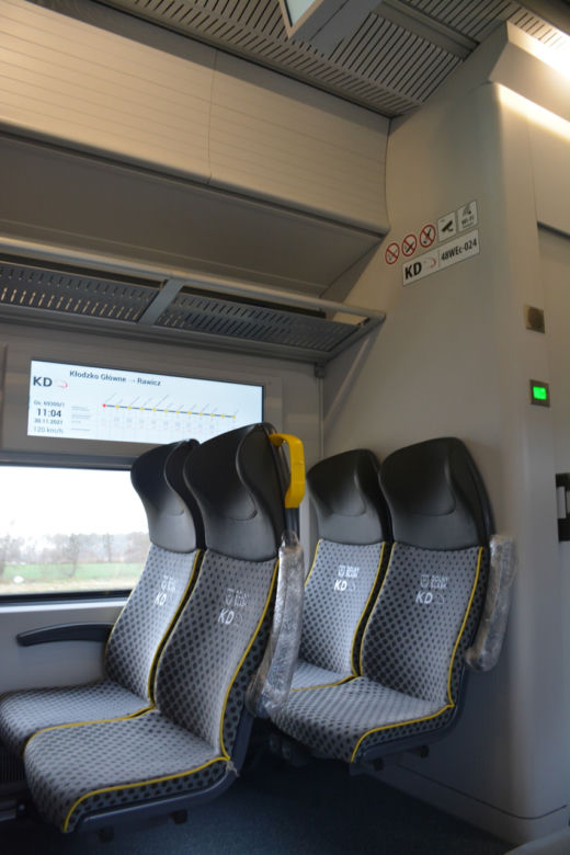 Pociąg elektryczny Elf2 przechodzi testy na Dolnym Śląsku