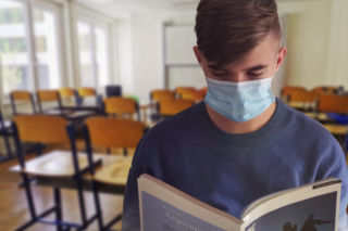 Dramat w Warszawskich szkołach! Nie ma kto uczyć dzieci