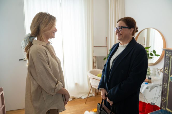 Na dobre i na złe odc. 992. Agata Woźnicka (Emilia Komarnicka), kuratorka (Elżbieta Firek)