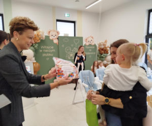 Otwarcie Żłobka w Mokobodach i pasowanie na żłobkowicza