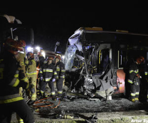Czołówka dwóch autobusów! Są ranni