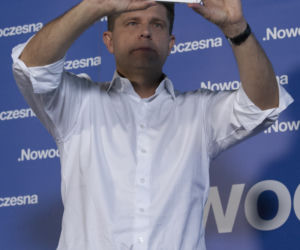 ODPRAWY DLA STARYCH, TABLETY DLA NOWYCH.