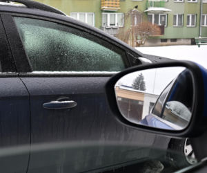 Gołoledź paraliżuje Polskę