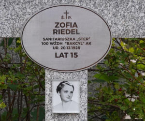 Niemcy mordowali je, bo pomagały rannym