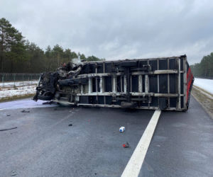Tragedia na obwodnicy Torunia. Zderzyło się 5 samochodów, jedna osoba nie żyje