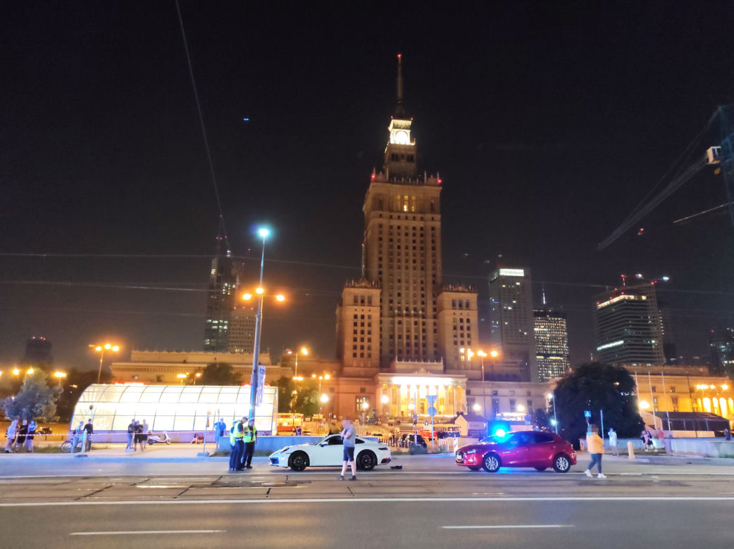 Makabryczny wypadek na Marszałkowskiej w Warszawie	