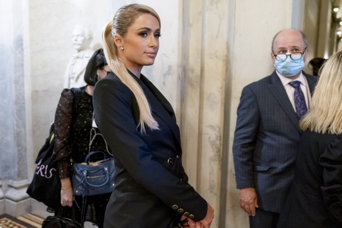 Paris Hilton wyszła za mąż! Zobacz jak się zmieniała