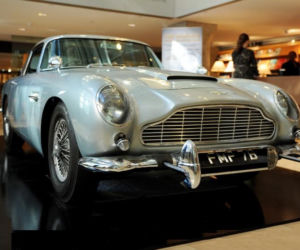Aston Martin DB5 coupe