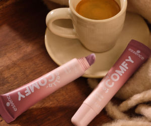 Ukojenie w makijażu: Przyjemny wieczór w domu jako inspiracja