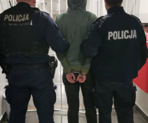  Luca L. siał grozę na ulicach Torunia. Na policję zgłosiło się już osiem poszkodowanych osób!