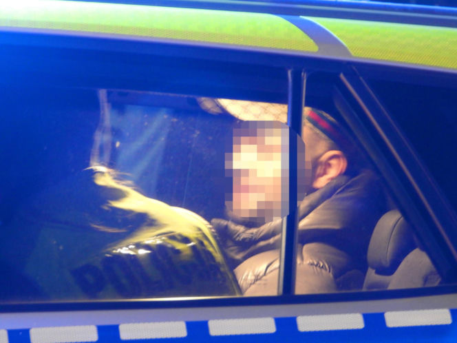 Miał trzy promile, rozbił cztery auta. 26-latek roztrzaskał się w Warszawie