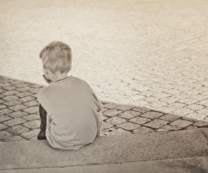 10-latek brutalnie pobity w szkole. Zaatakowało go trzech starszych uczniów