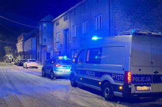 Chcieli jechać po alkohol z niemowlęciem! Pijany kierowca i rodzice zatrzymani w sylwestra