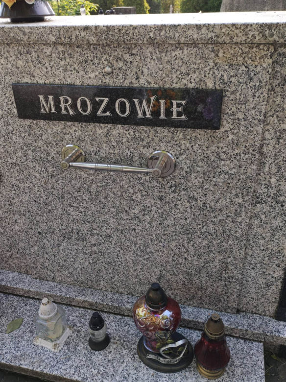 Agata Mróz spoczywa obok ukochanego Taty, ten napis wzrusza do łez. Tak teraz wygląda jej grób 