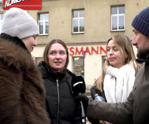 Młodzi Polacy SFRUSTROWANI! Mamy mieszkać z MAMĄ? Nigdy nie będzie nas stać na mieszkanie!
