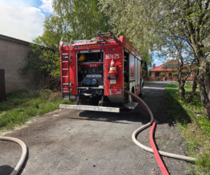 Pożar w hali w Lipnie koło Leszna. W środku części samochodowe