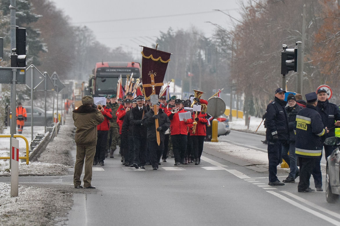 Tłumy na pogrzebie Eweliny, która zginęła jadąc na akcję ze strażakami