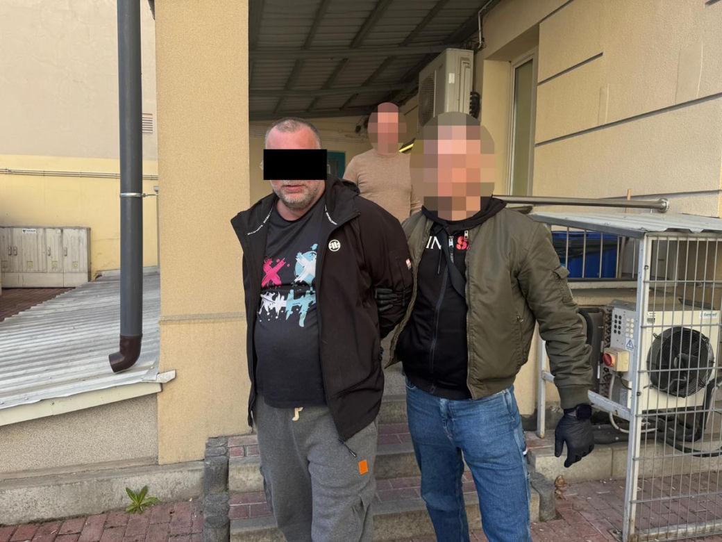 Atak nożem w centrum Warszawy. To ojciec i syn zaatakowali 47-latka! Nowe fakty