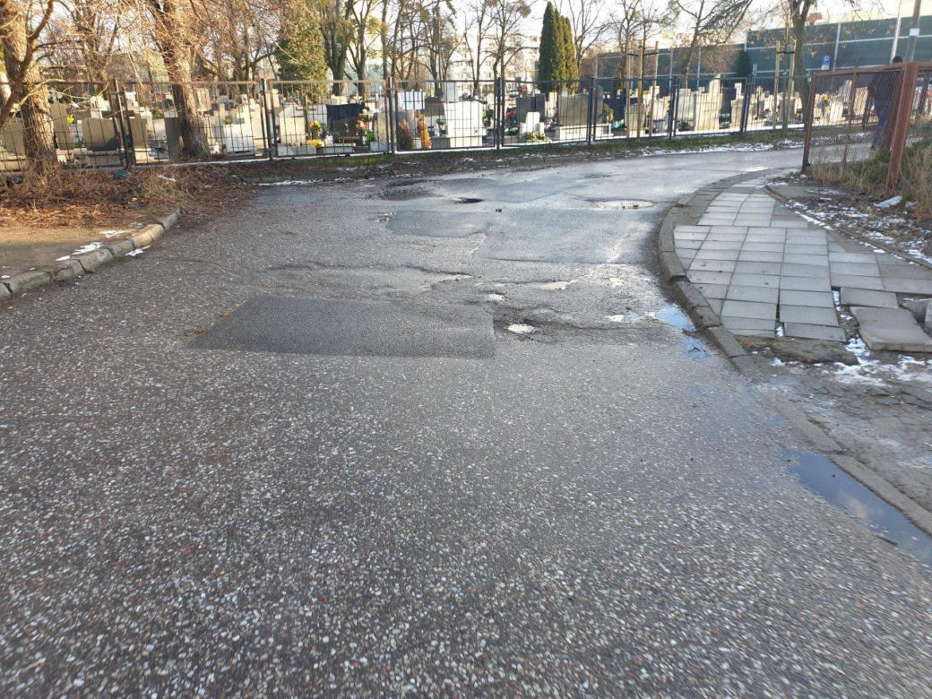 Rozpoczyna się remont ulicy Zamenhoffa w Toruniu. Tak wyglądała przed rozpoczęciem prac