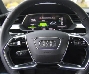 Audi e-tron 55 quattro advanced