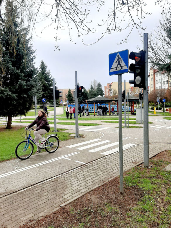 Łomża: Uczniowie w akcji! Turniej Bezpieczeństwa w Ruchu Drogowym