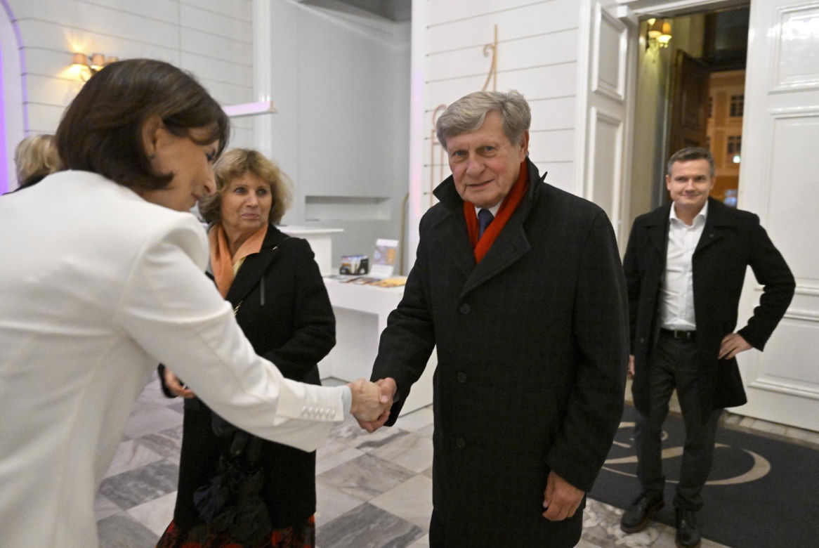 Złoty Laur "Super Biznesu"
