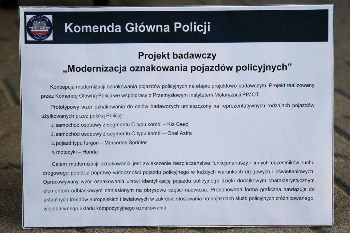 Nowe oznakowanie policyjnych radiowozów - projekt badawczy Komendy Głównej Policji i PIMOT