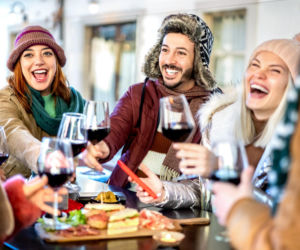 Co się dzieje z organizmem, jeśli odstawisz alkohol na miesiąc? Niektóre efekty widać już po kilku dniach