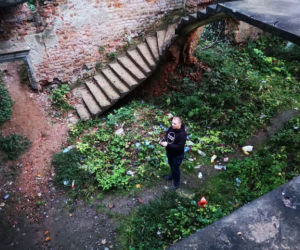MROCZNY dwór w Małopolsce. TAJEMNICZE ruiny zamieszkują duchy? Sprawdź [ZDJĘCIA]