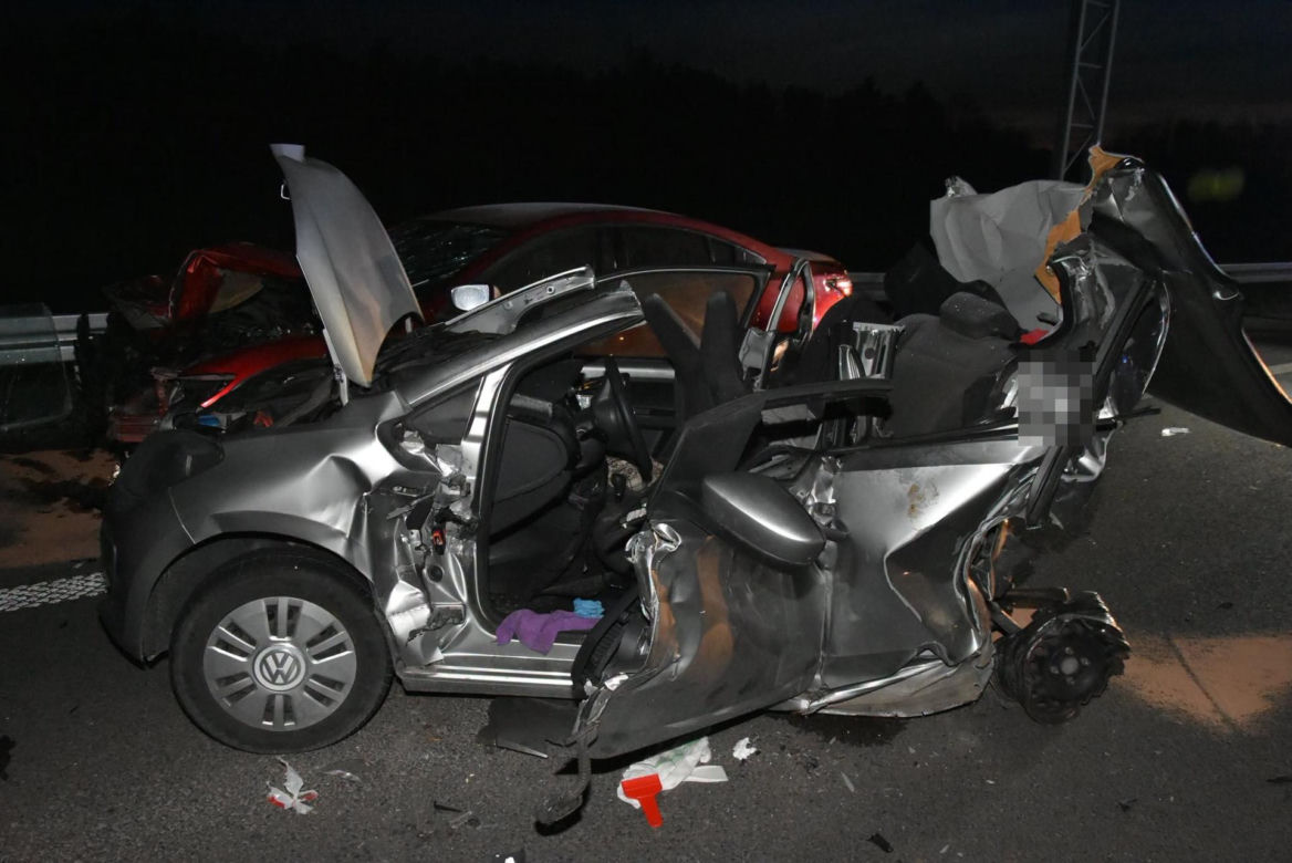 Wypadek na S19. Dwie osoby nie żyją. Kierowca mazdy był pijany
