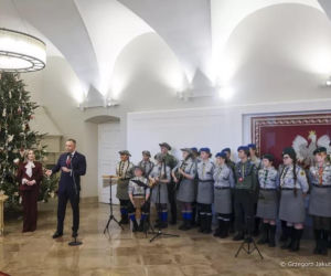 Nawrocki stał obok instrumentu i aż go kusiło! Nie mógł się powtrzymać. Nagranie krąży po sieci