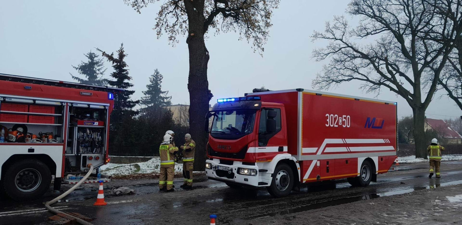 Potężny pożar zabrał im dorobek życia! Ruszyła zbiórka dla rodziny z Borówna