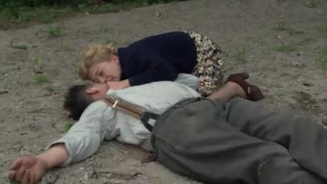 Czas honoru 7 sezon odc. 3. Rosa Knapik (Edyta Olszówka), Alfred (Ireneusz Czop)