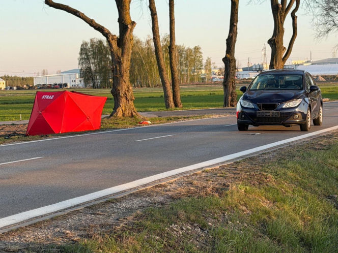 Dwa śmiertelne wypadki na drogach Mazowsza. Rowerzysta i motocyklista zginęli po potrąceniu
