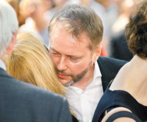 Artur Żmijewski