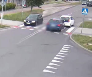 Pijany wjechał w samochód i uciekał