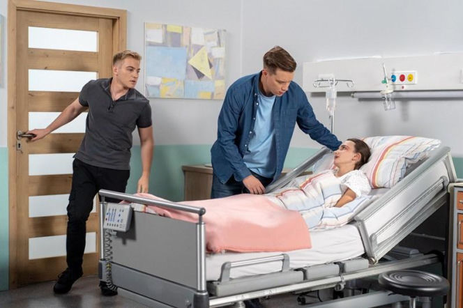 "Pierwsza miłość": Melka trafia do kliniki z obrażeniami wewnętrznymi! Jest ranna po napaści