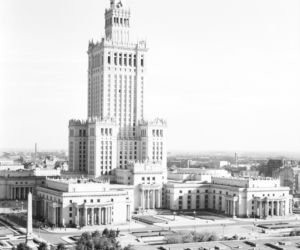Pałac Kultury i Nauki w Warszawie na archiwalnych  fotografiach (1964 r.)