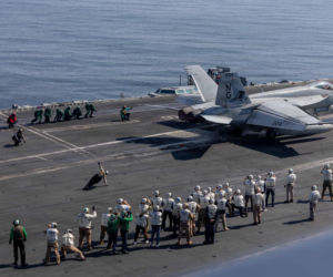 Iran, Chiny i Rosja demonstrują banderę w Cieśninie Ormuz