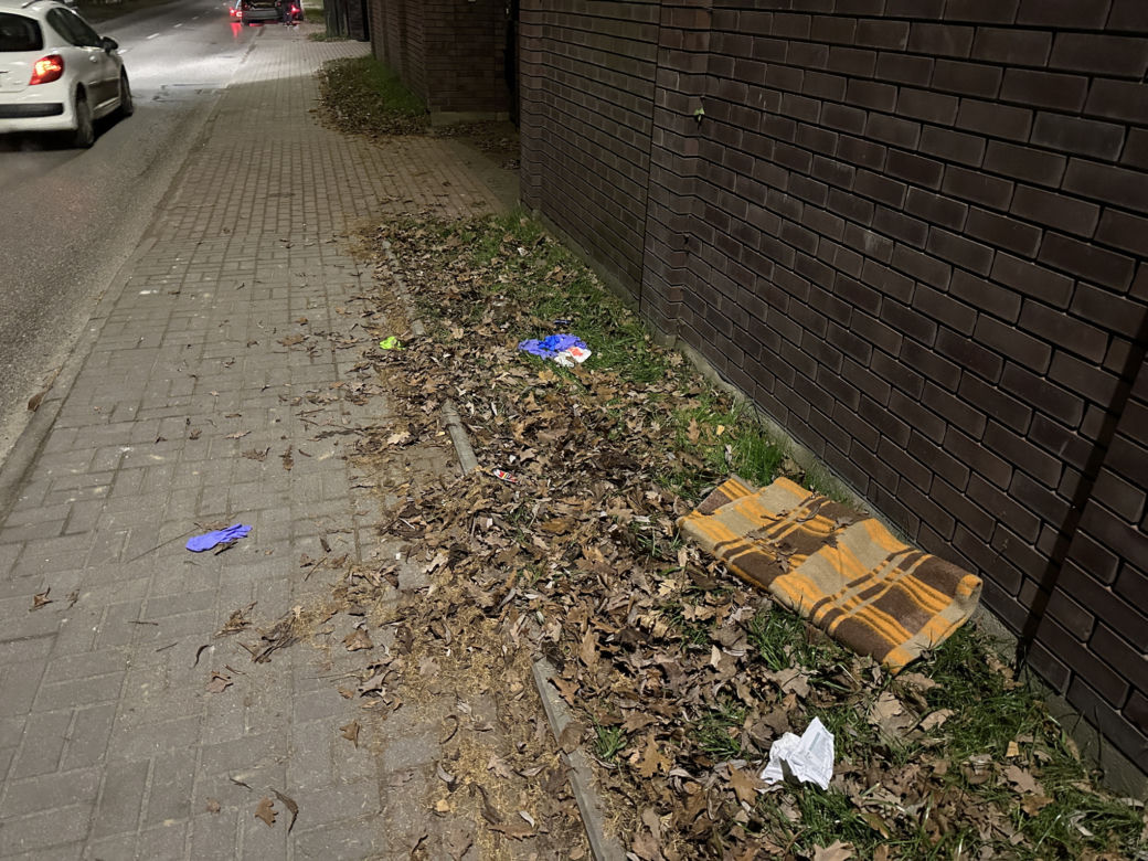 Koszmar pod Pruszkowem. Emeryt zmiótł toyotą pieszego