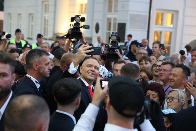 Pierwsza rocznica zaprzysiężenia Karola Nawrockiego na prezydenta