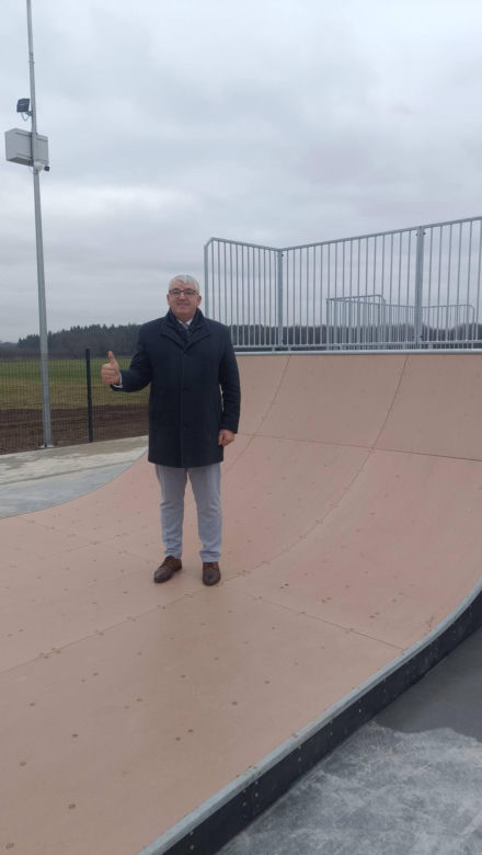 Skatepark w Sarnakach w powiecie łosickim