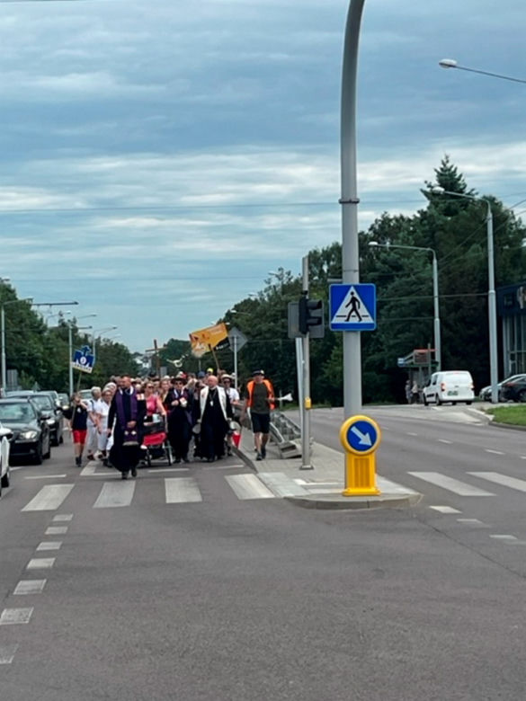45. Lubelska Piesza Pielgrzymka na Jasną Górę. "Odzyskuje żonę i córki. Mam za co dziękować"