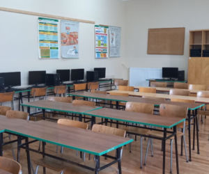Inwestycje w Zespole Szkół w Lubawie. Sala informatyczna i bus