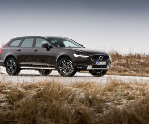 Volvo V90 Cross Country