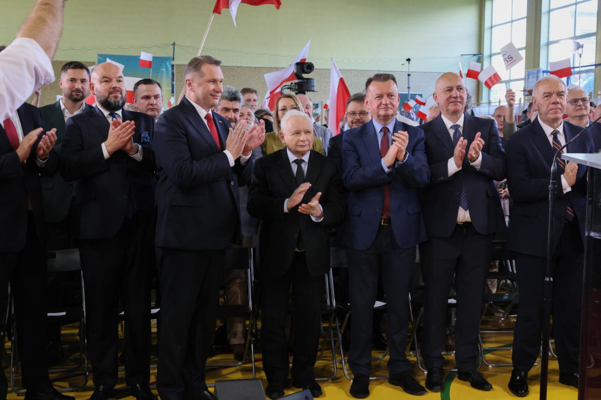 Przemysław Czarnek podczas otwartego spotkania z mieszkańcami Kalisza w hali OSRiR w Kaliszu